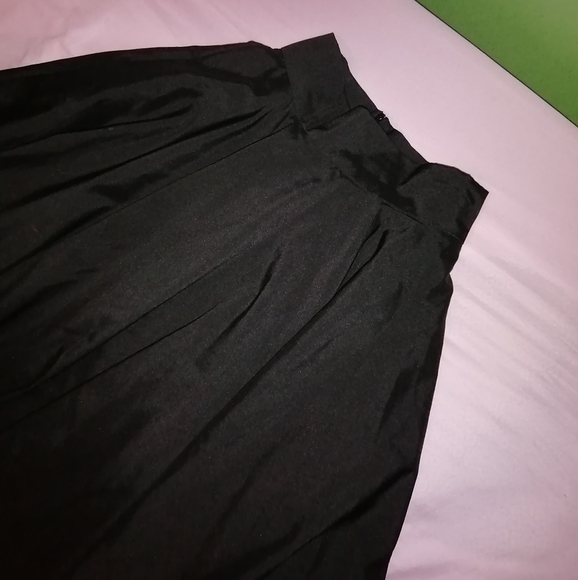 Midlength skirt - Picture 4 of 6